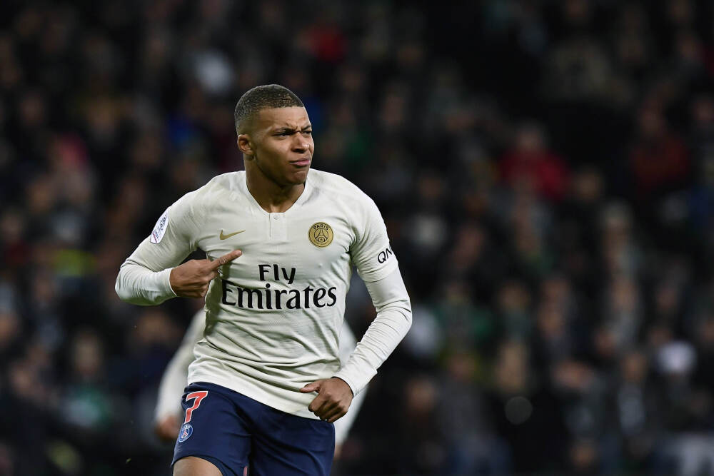 当你是羽球人，又刚好拥有一副AI智能眼镜丨西妹儿不踩雷